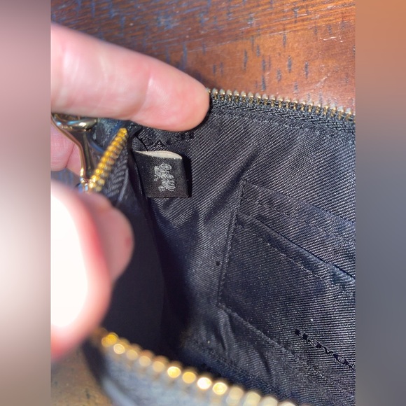 Coach genuine Black grain leather wristlet 7.25” X 4.5” gold hardware ELNC~ - Picture 11 of 12